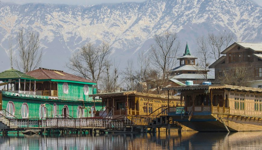 Kashmir Highlights 04 Nights 05 Days